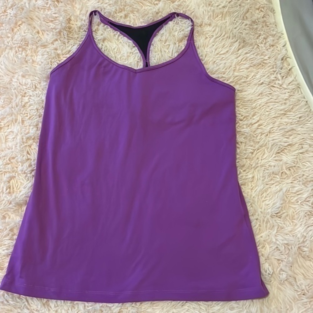 Under armour mild compression workout tank size large